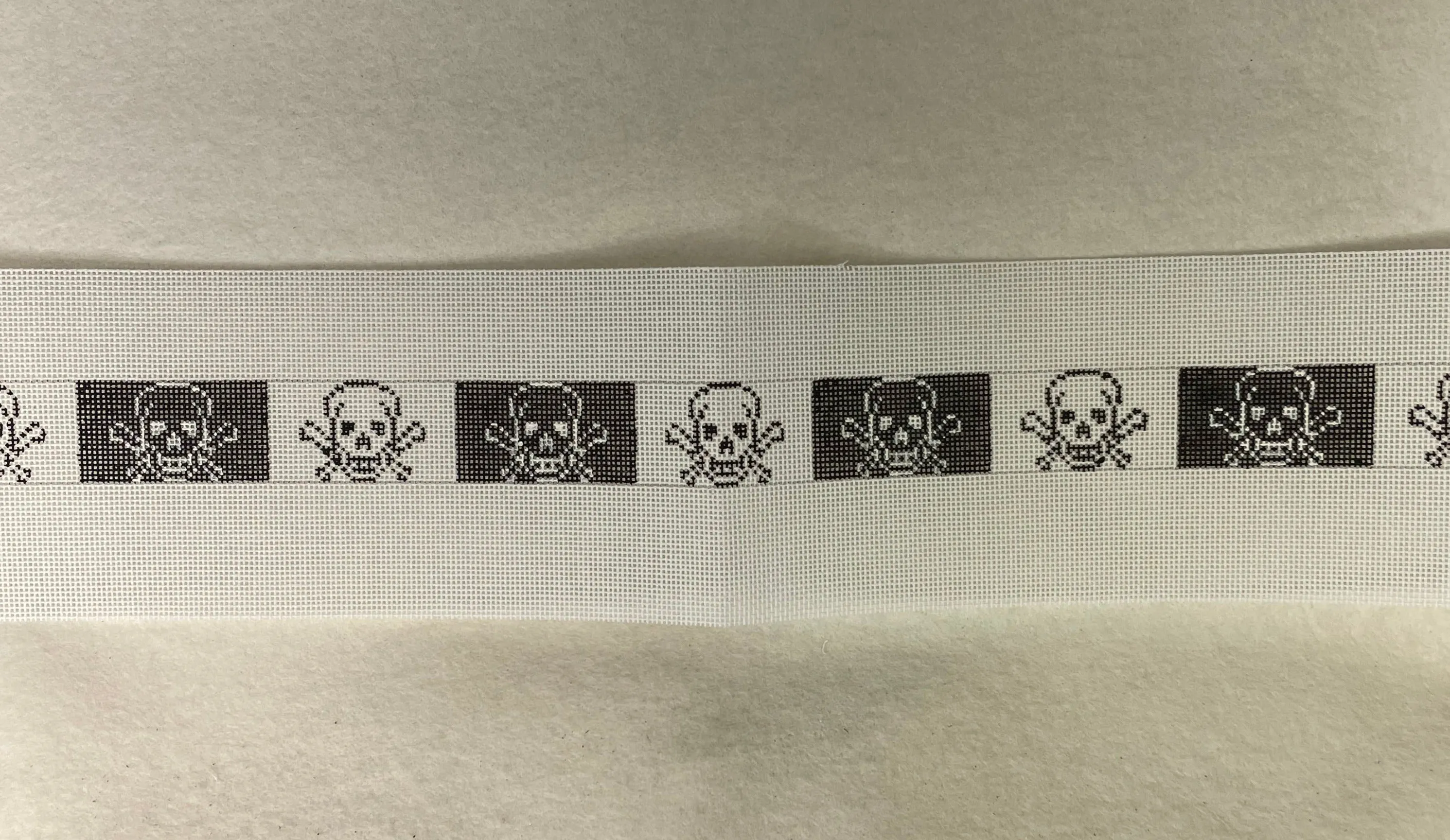 * Meredith Collection 294A Skull and Crossbones Belt