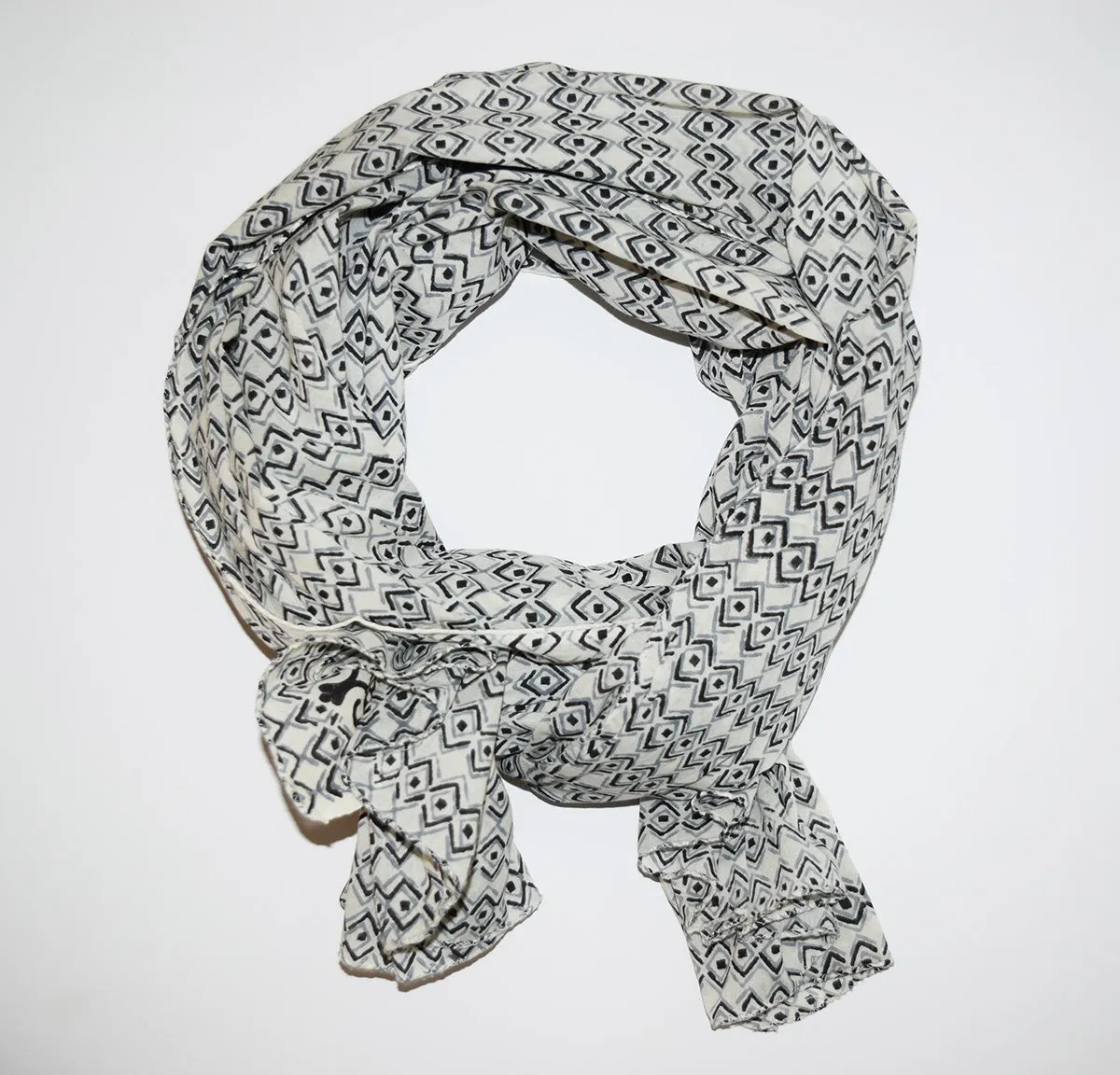 Cotton Voile Scarf | Diamond Sketch Ecru