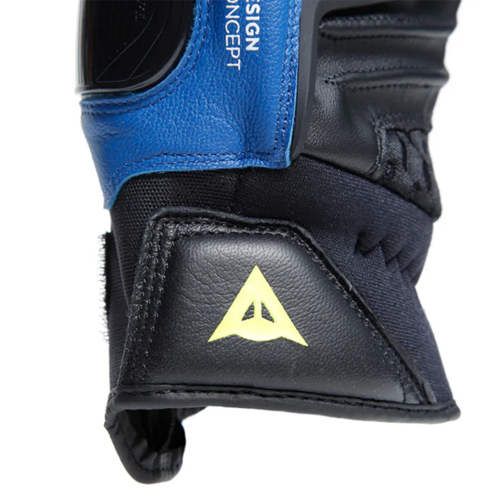 DAINESE CARBON 4 SHORT MOTORCYCLE LEATHER GLOVES