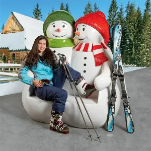Design Toscano- Powder Pals Holiday Snowman Photo Op Sculptural Bench