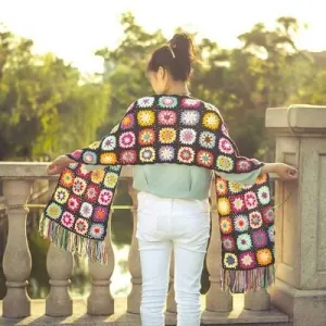 Ethnic Crochet Flower Pattern Tassel Knitted Scarf