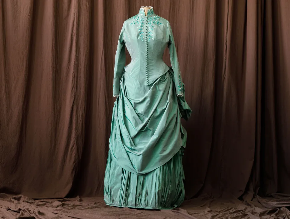 Fantasy Bram Stoker's Dracula Mina's silk dress preorder