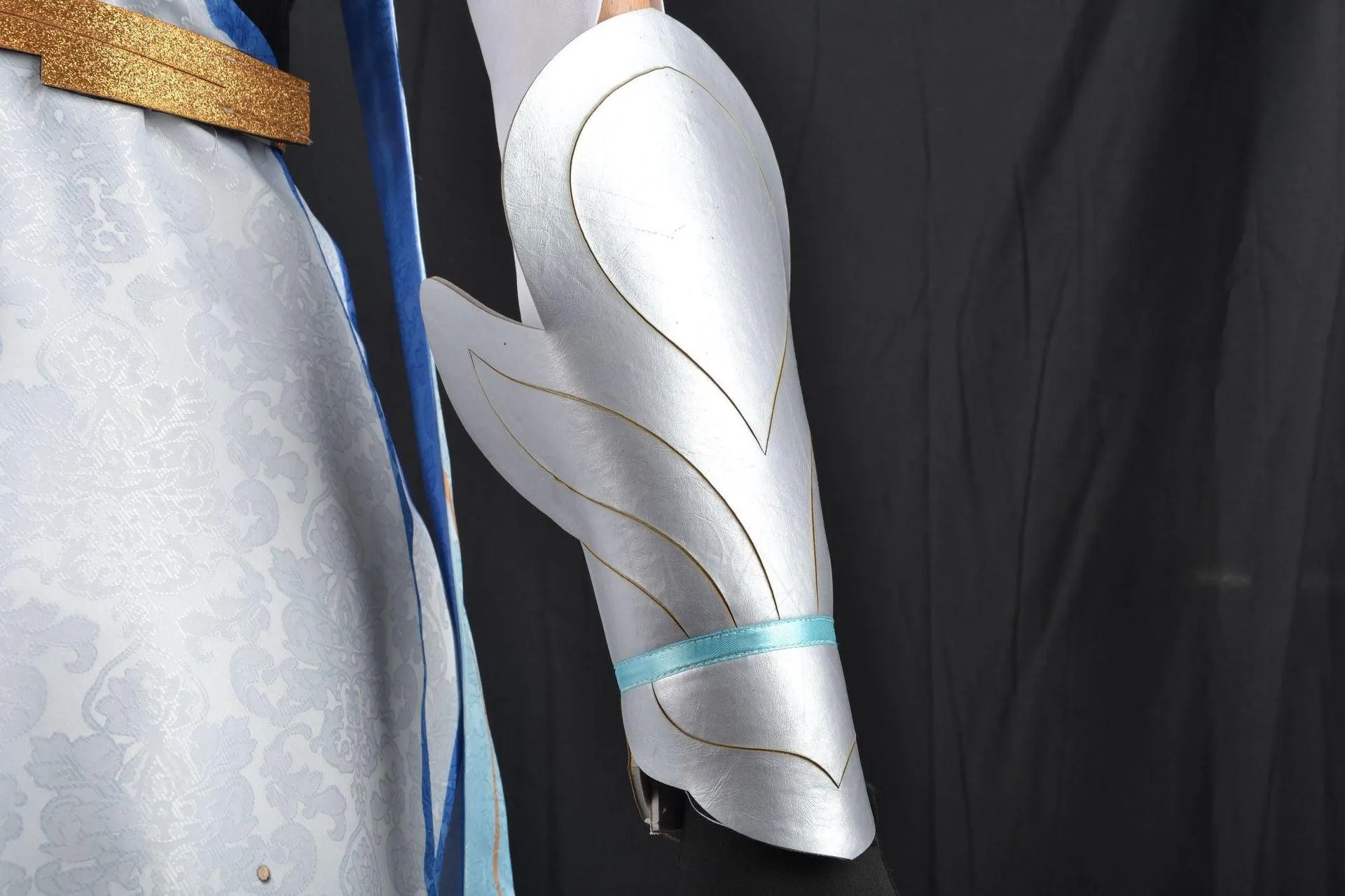 Genshin Impact Lumine Uniform Dress Set Cosplay Costume Outfits