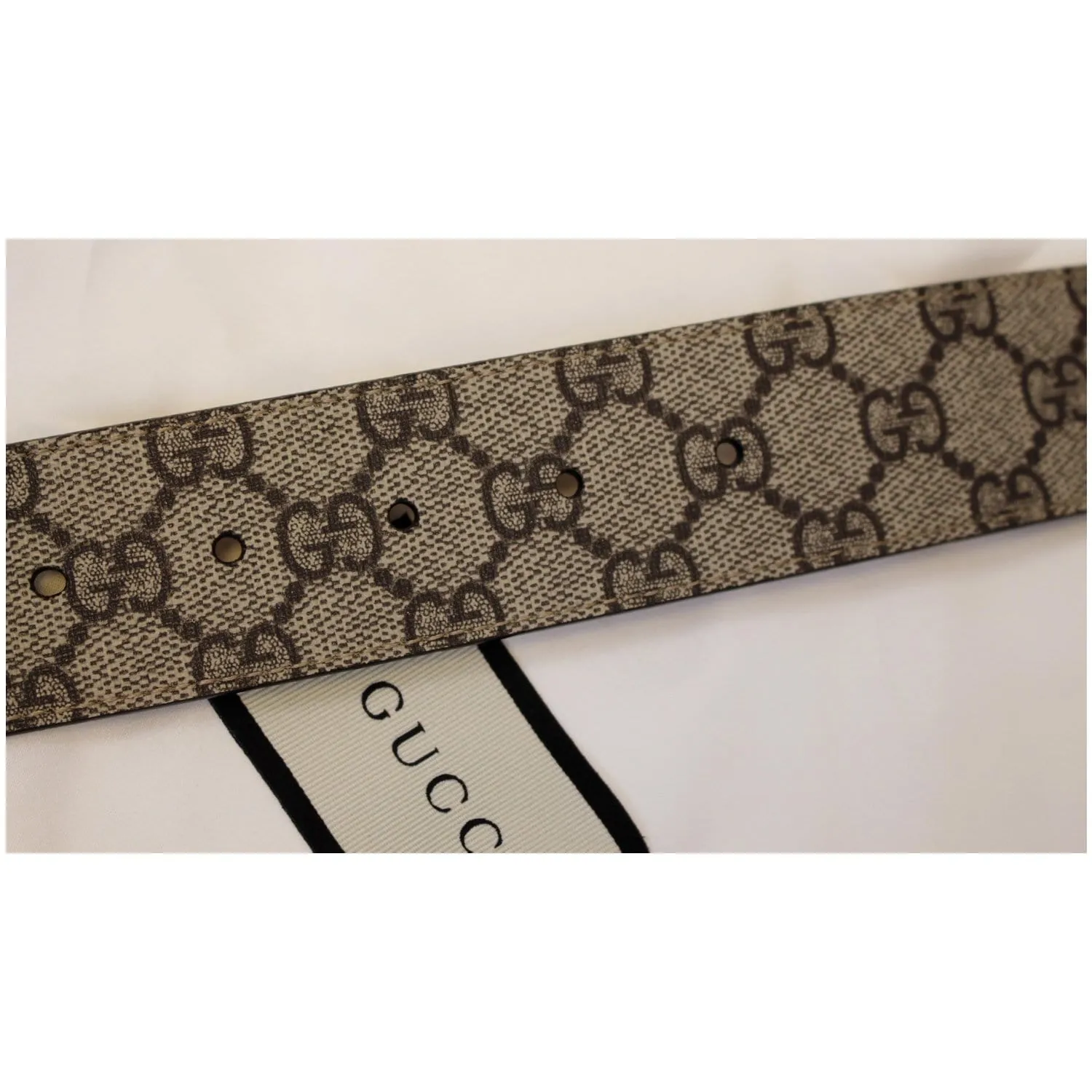 GUCCI GG Supreme GG Buckle Belt Beige 411924