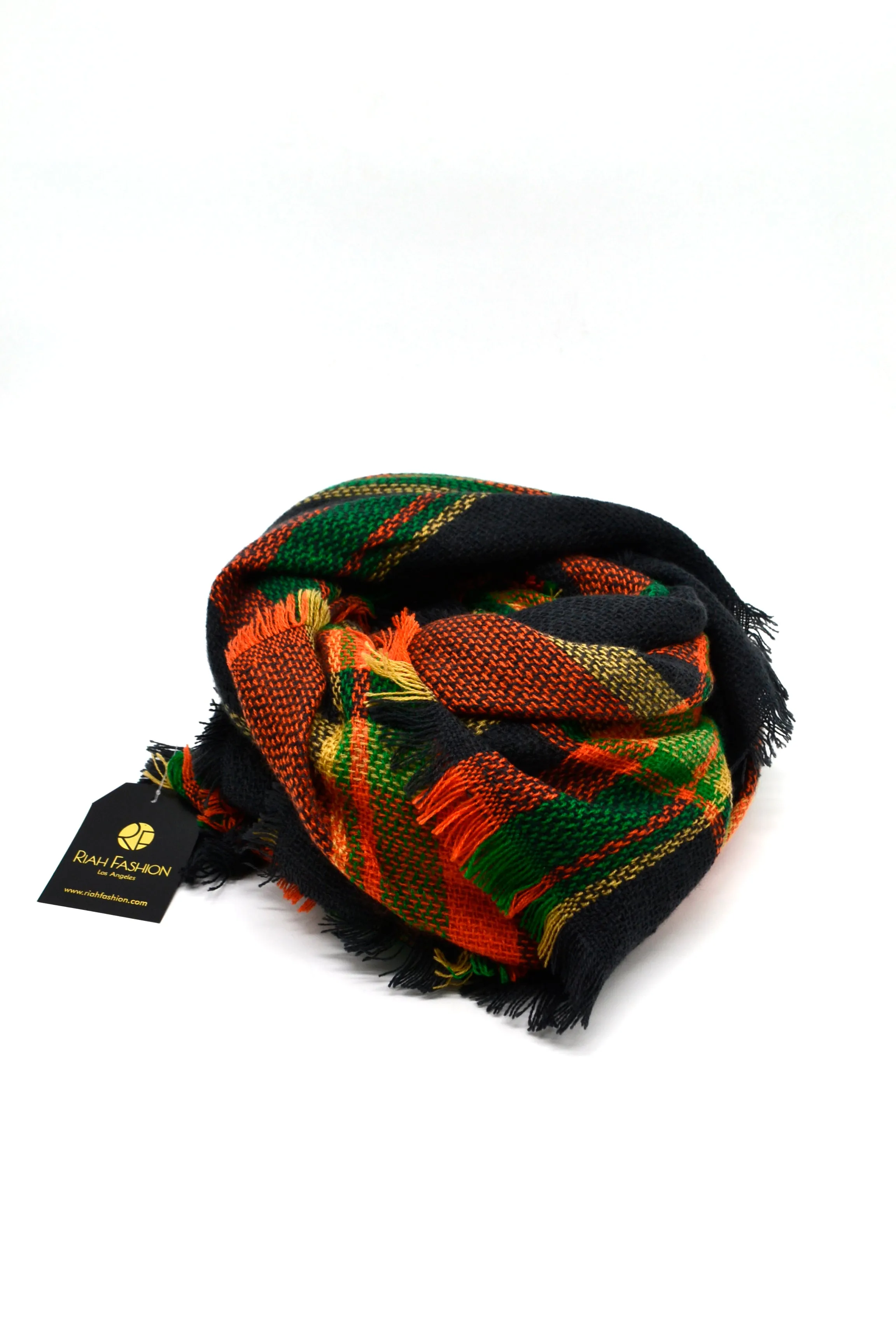 HDF2179 - BLACK TARTAN FRINGED SCARF