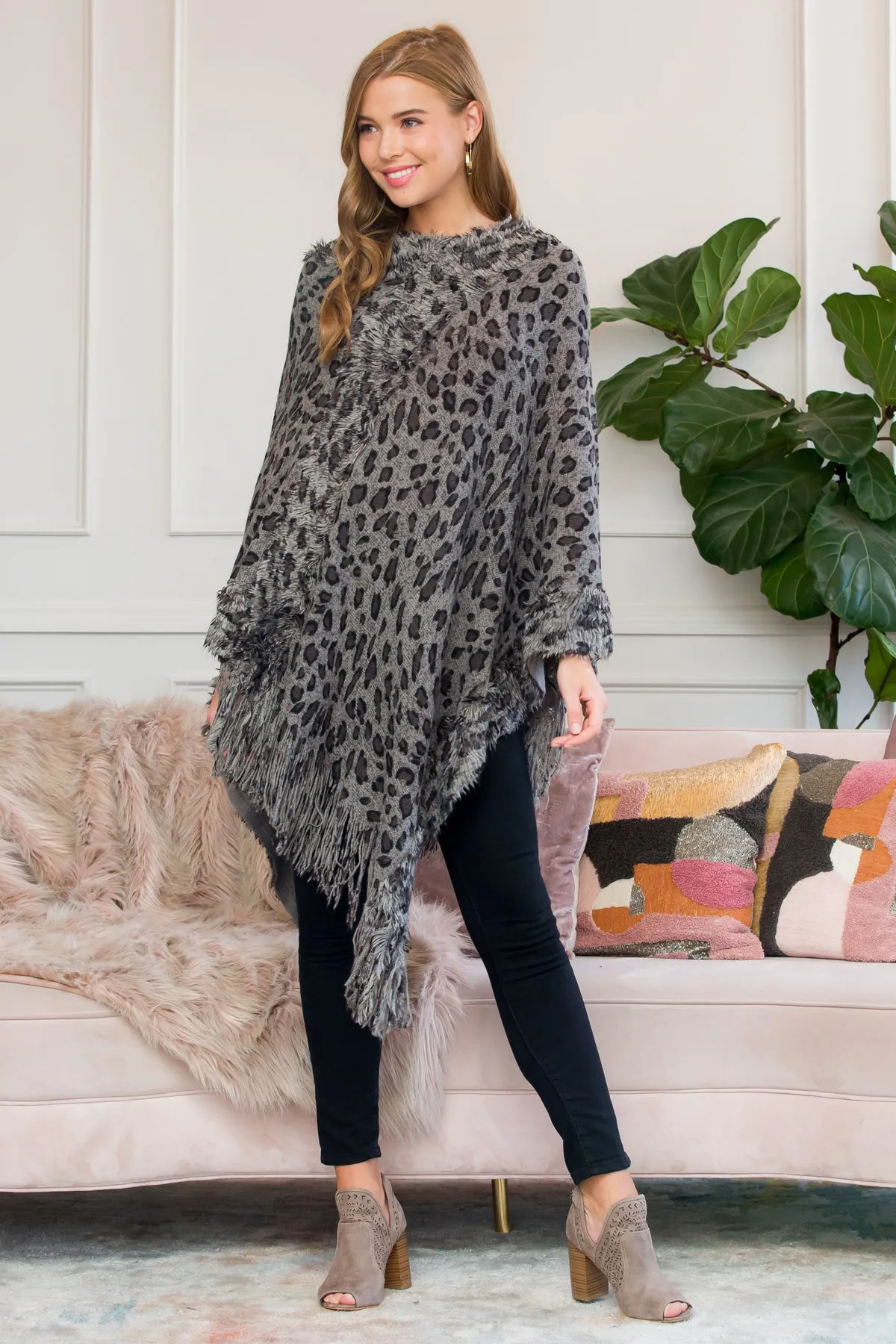 HDF2514 - FRINGED LEOPARD PONCHO