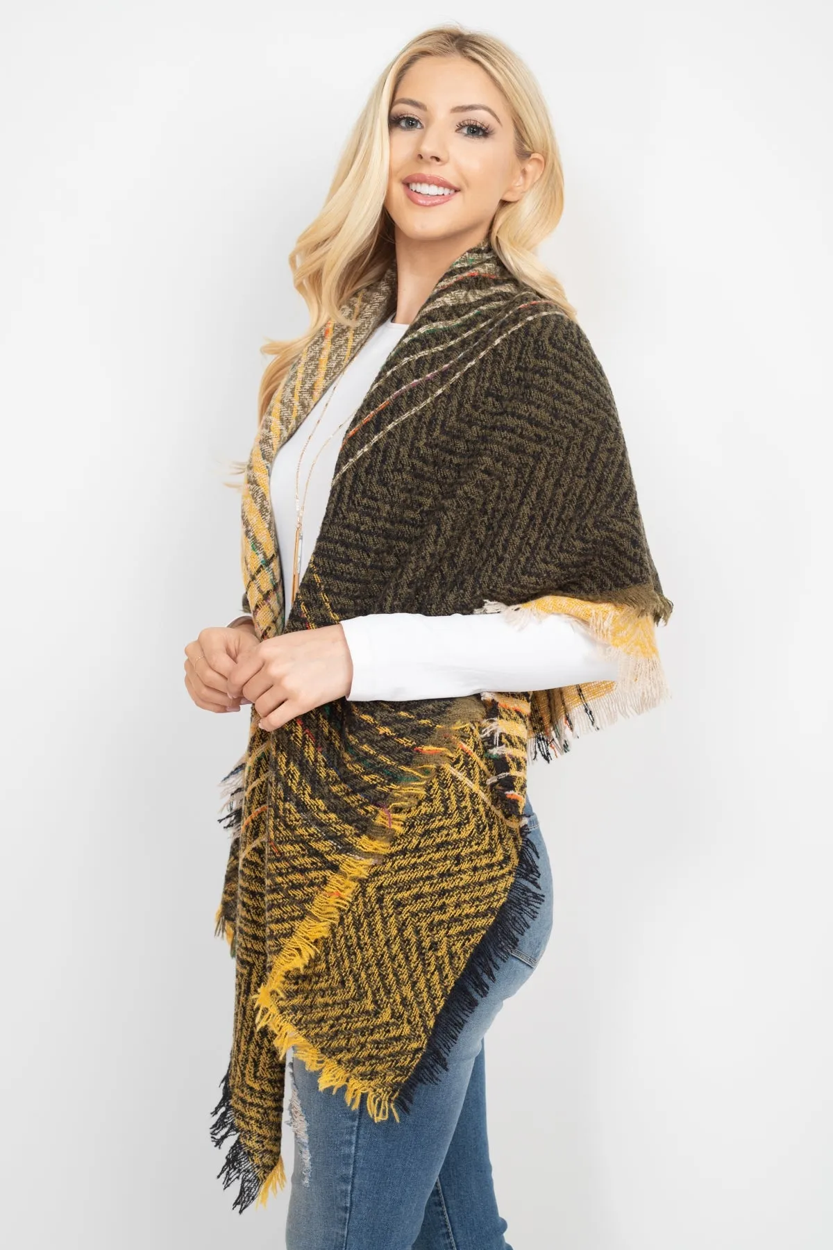 HDF2917- TWO TONE BLANKET FRINGED SCARF