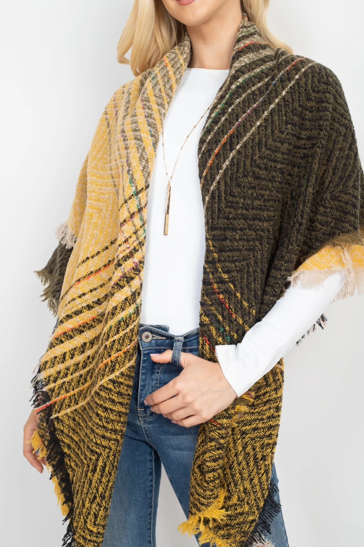 HDF2917- TWO TONE BLANKET FRINGED SCARF