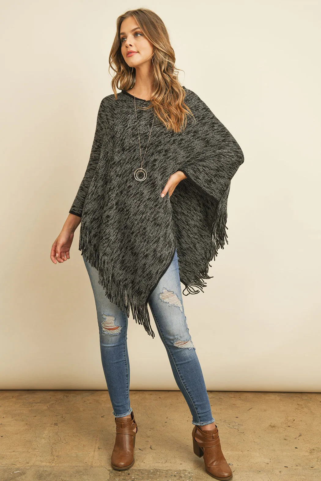HDF3073 - TWO TONE FRINGE PONCHO