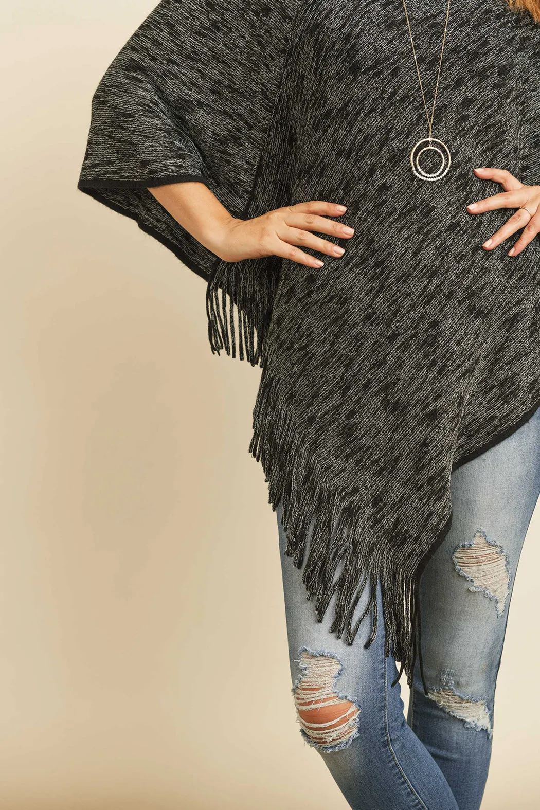 HDF3073 - TWO TONE FRINGE PONCHO