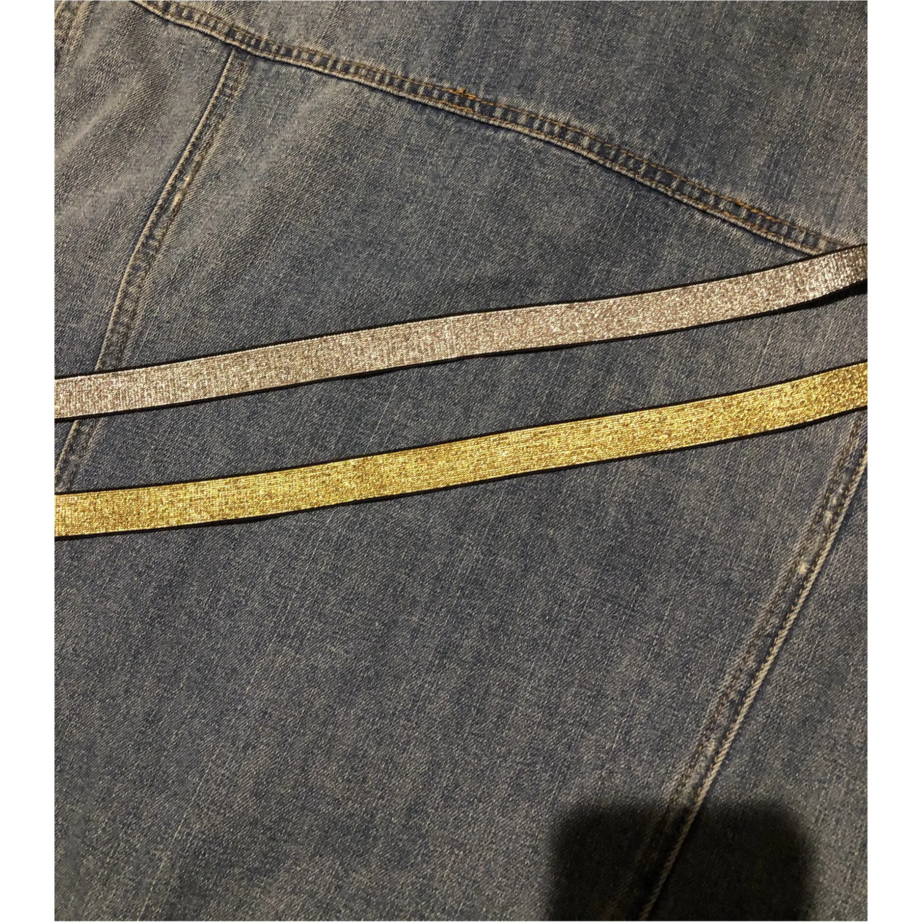 Metallic maze - small (trim)