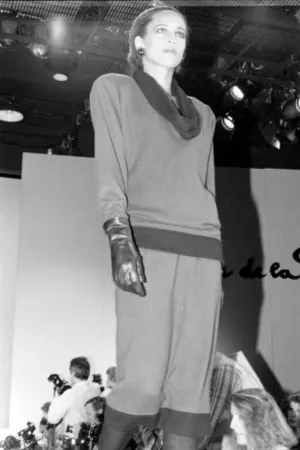 OSCAR DE LA RENTA- 1984 2pc Wool Sweater Dress, Size 6