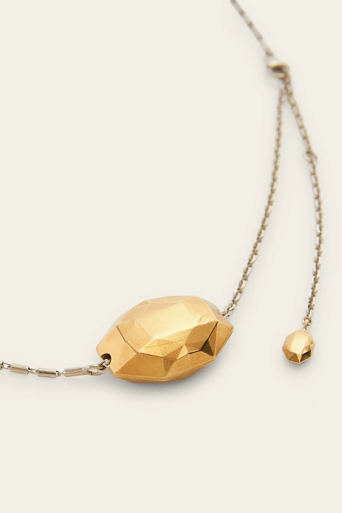 PEBBLE SLIM CHAIN BELT