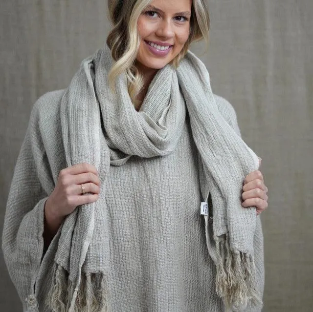 Petra Fringed 100% Linen Scarf