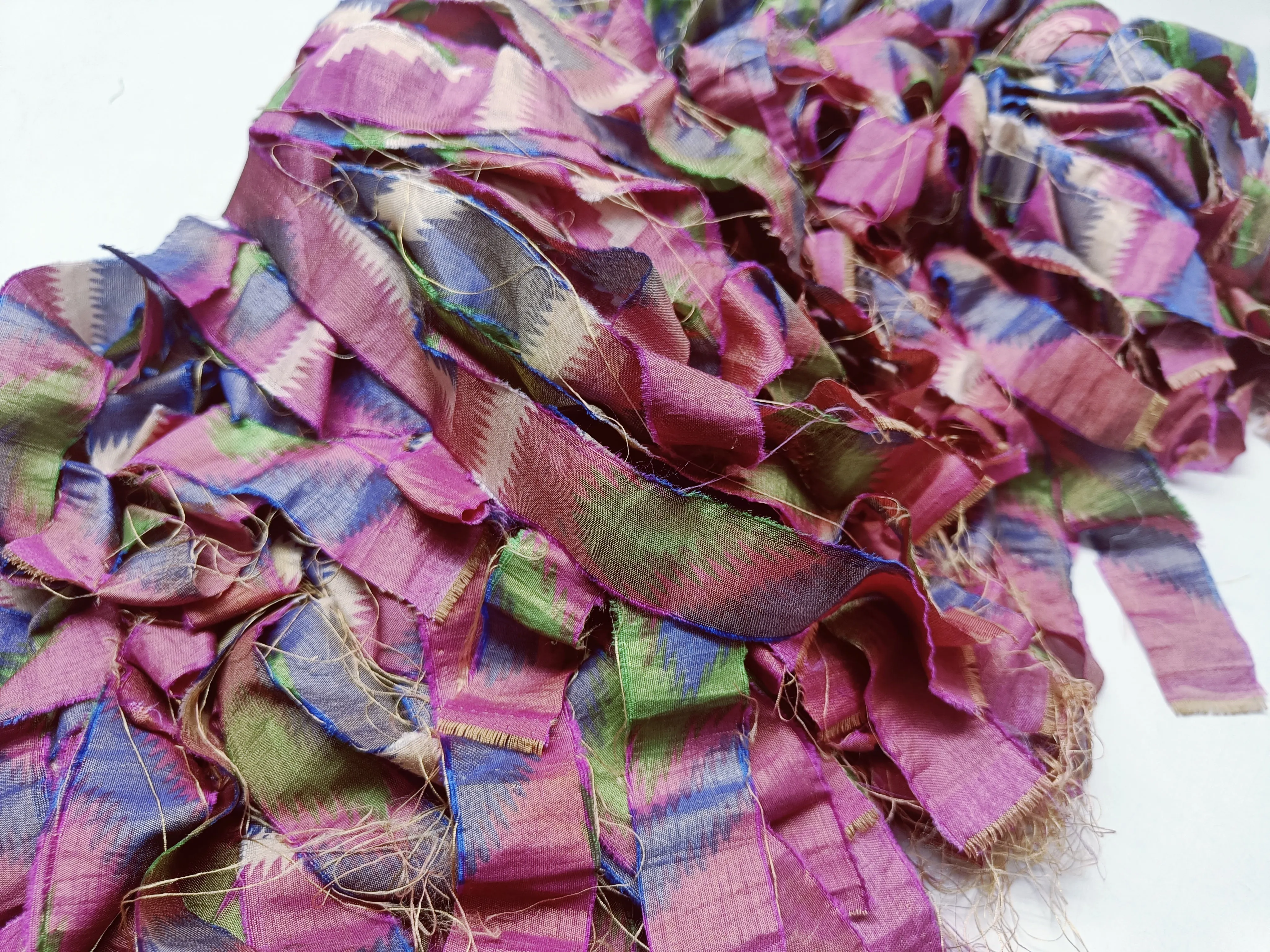 Reclaimed Indian Sari Stripe - Pink Flower | Recycled Sari Ribbon