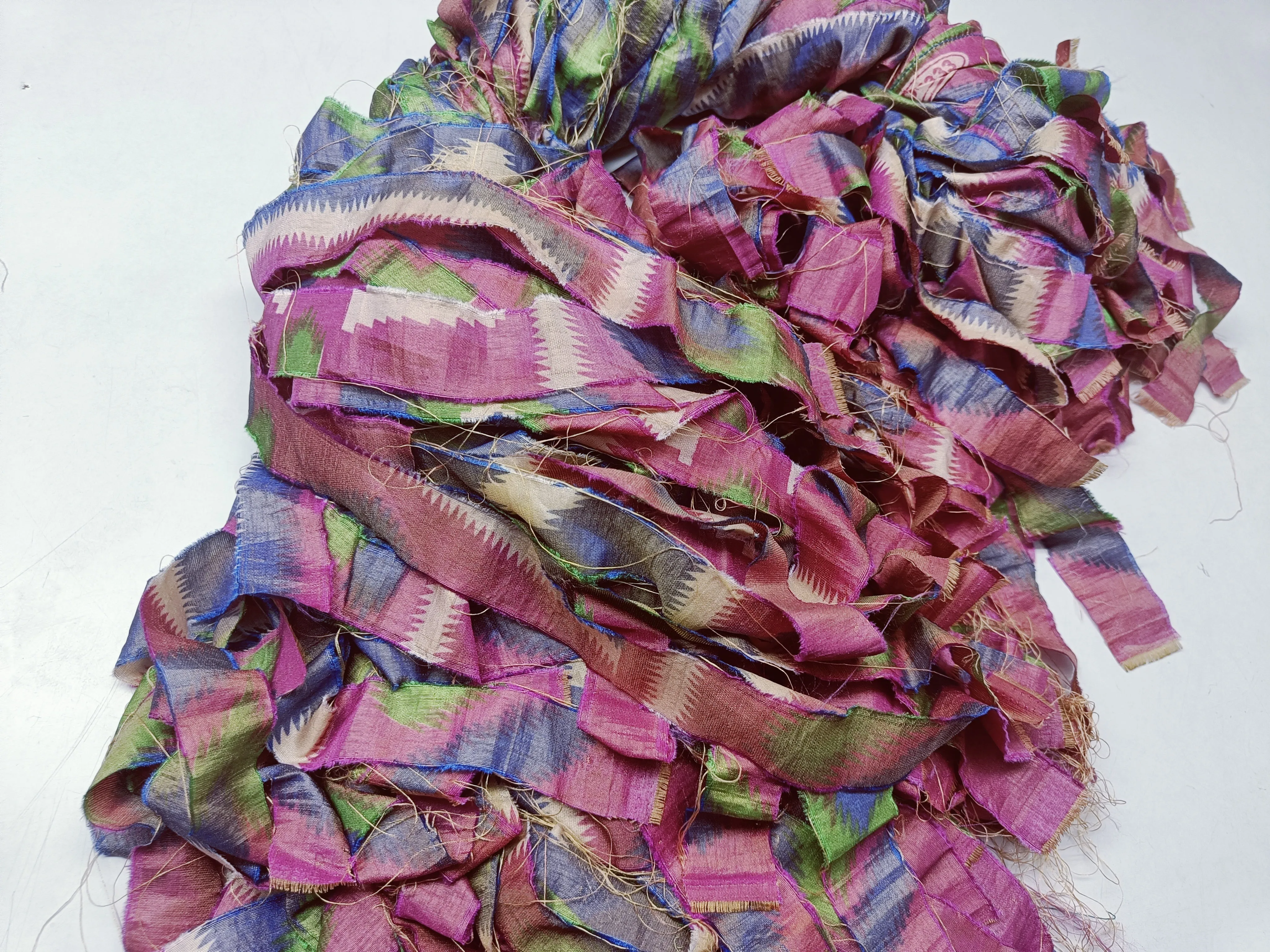 Reclaimed Indian Sari Stripe - Pink Flower | Recycled Sari Ribbon