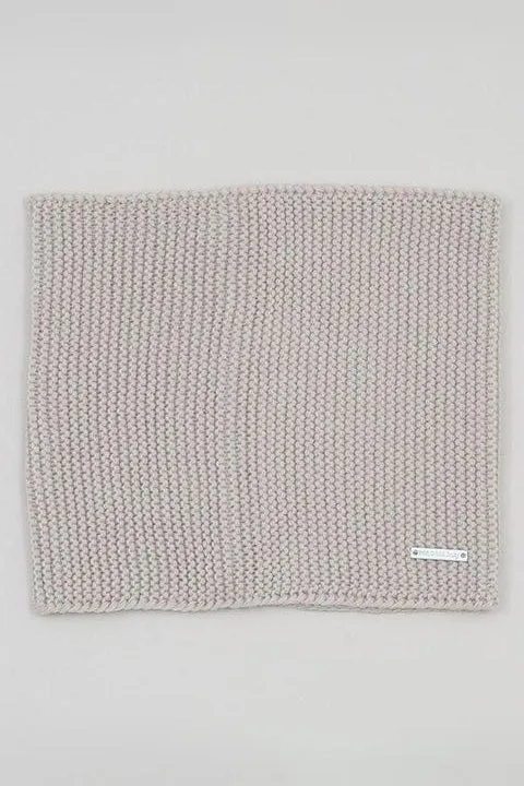 Ribbed Knitted Tube Scarf