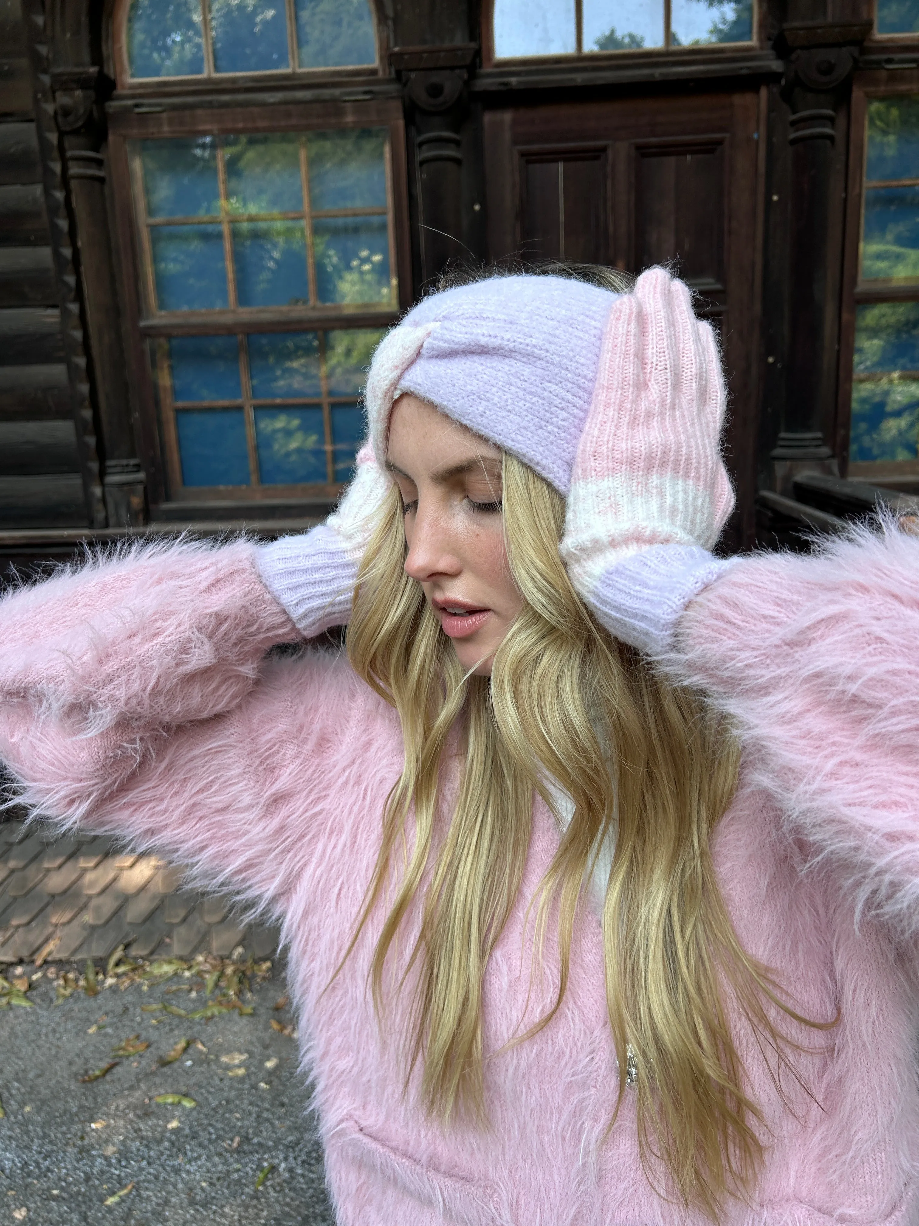 The Pink Big Sky Gloves