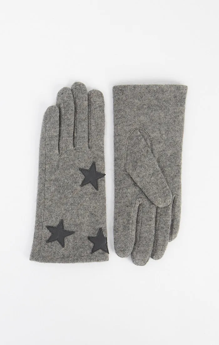 Uma Glove